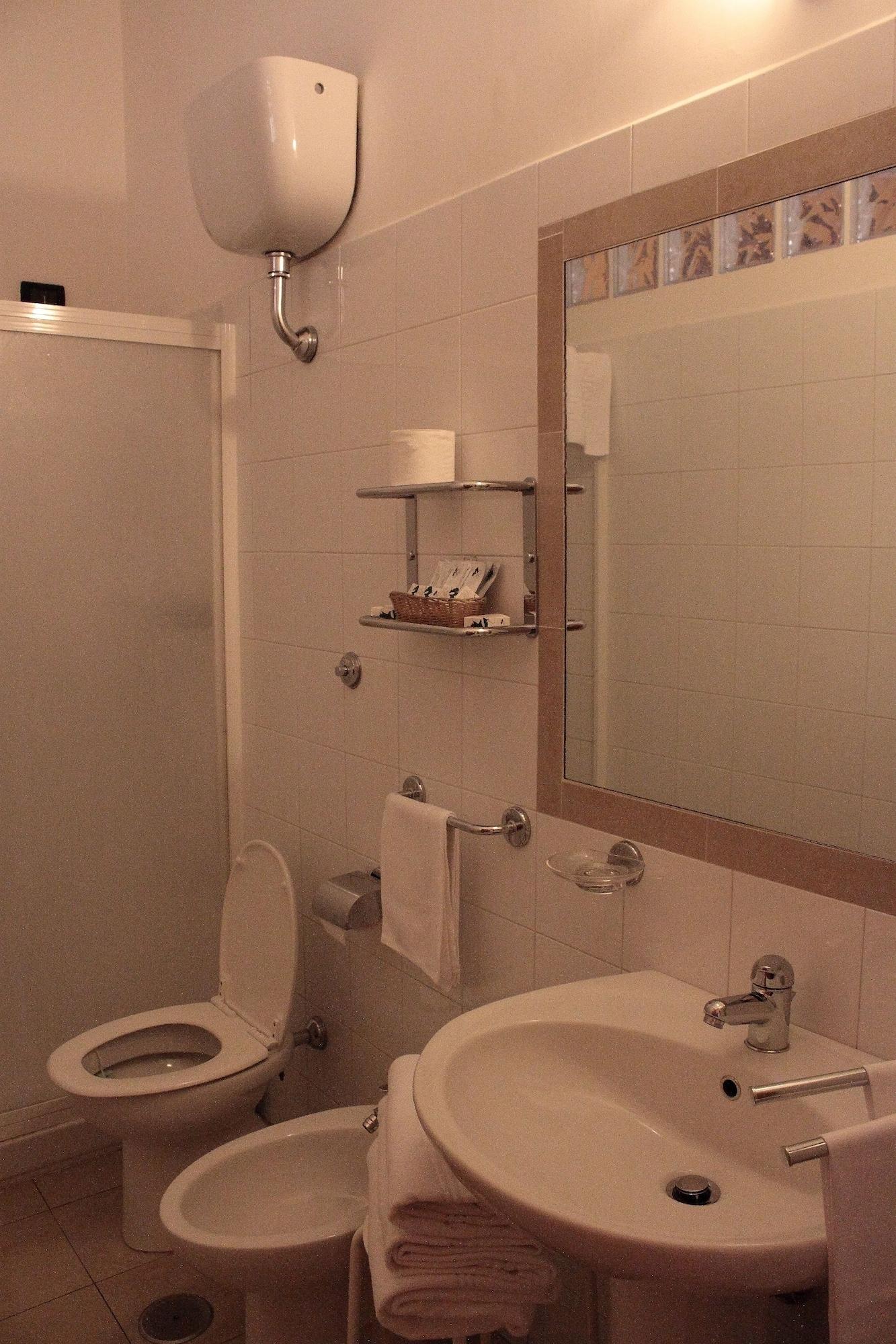 Soggiorno Comfort โรม ภายนอก รูปภาพ