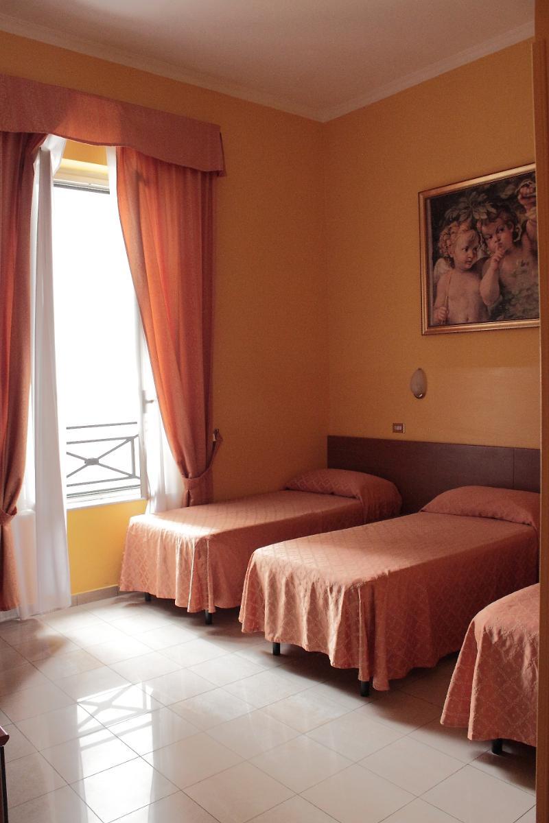 Soggiorno Comfort โรม ภายนอก รูปภาพ