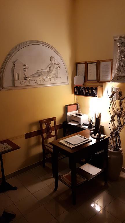 Soggiorno Comfort โรม ภายนอก รูปภาพ