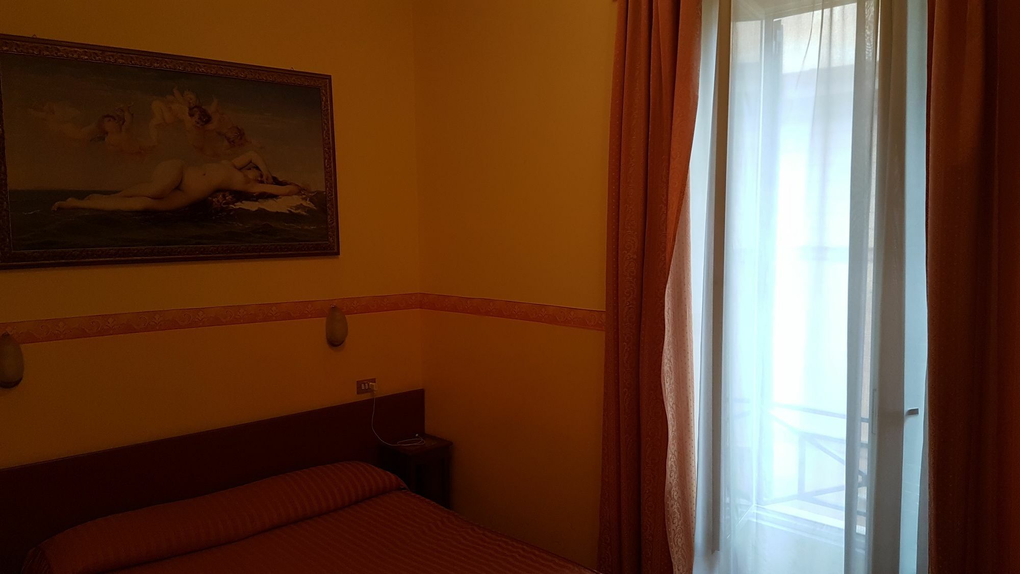 Soggiorno Comfort โรม ภายนอก รูปภาพ
